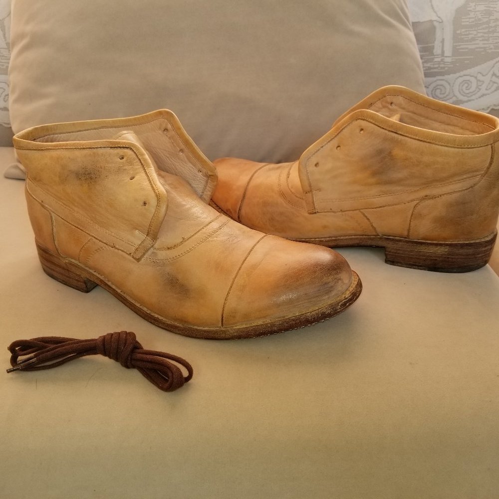 Chukka By - Bed | Stu